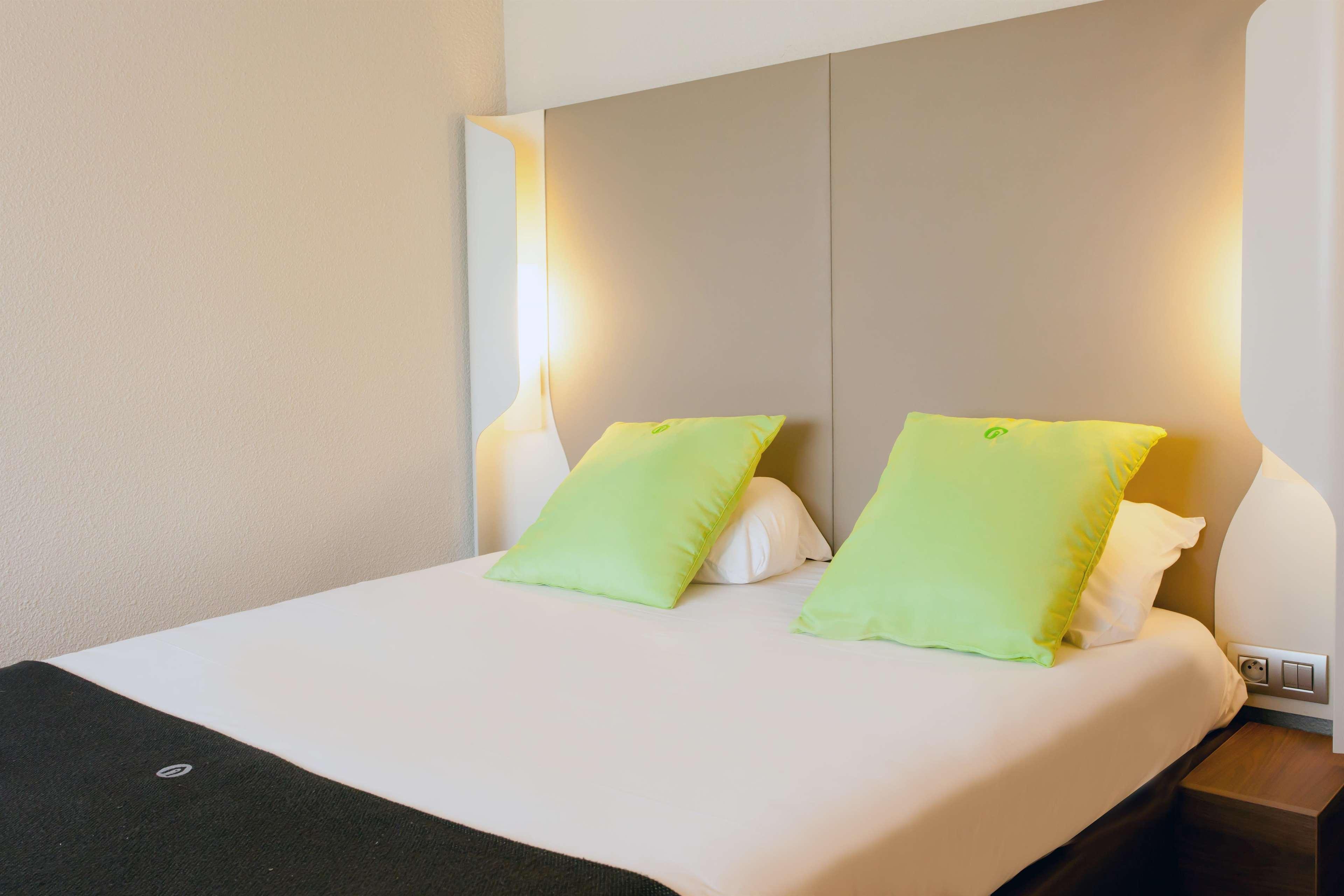 Campanile Angers Ouest - Beaucouze Hotel Ngoại thất bức ảnh