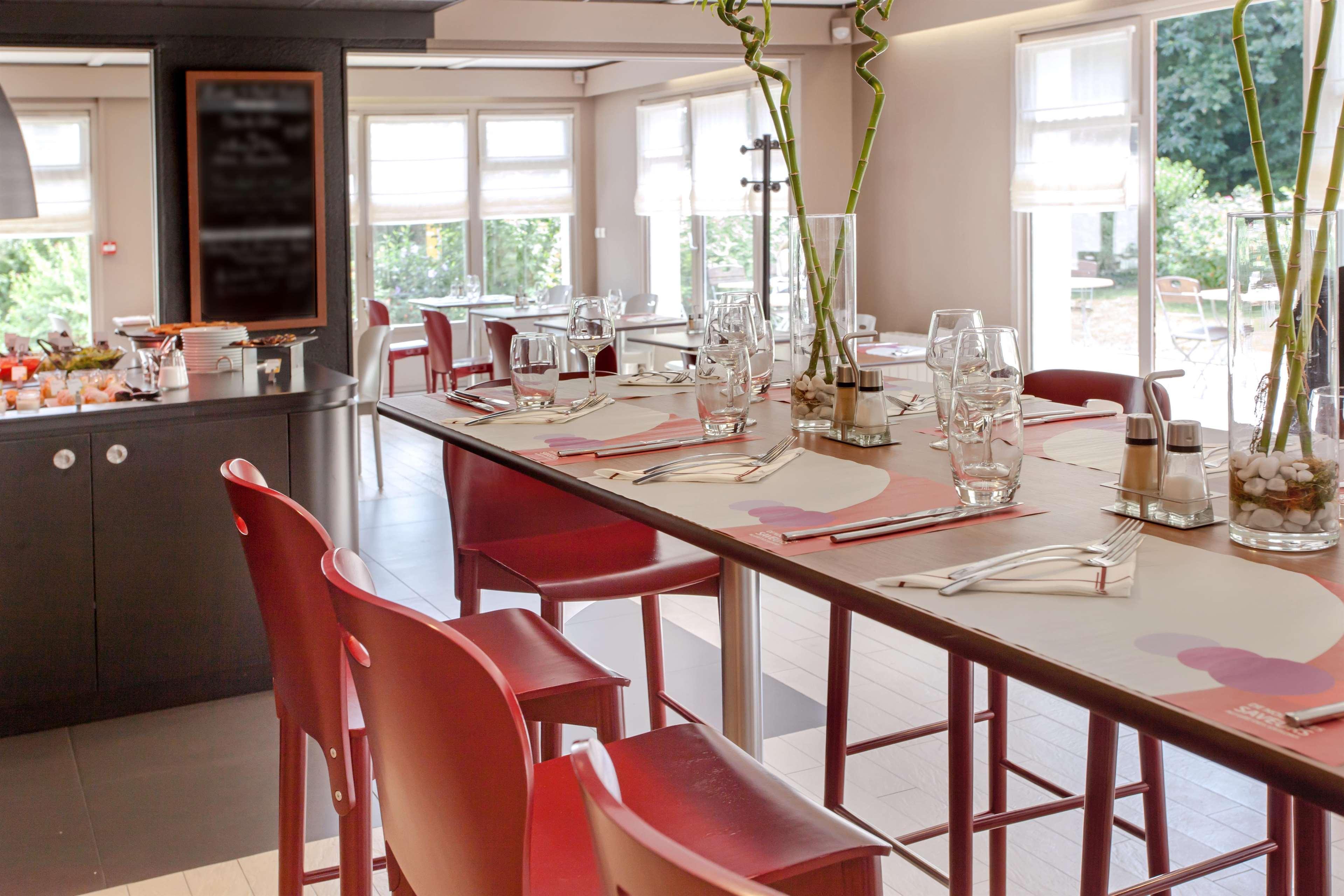 Campanile Angers Ouest - Beaucouze Hotel Ngoại thất bức ảnh