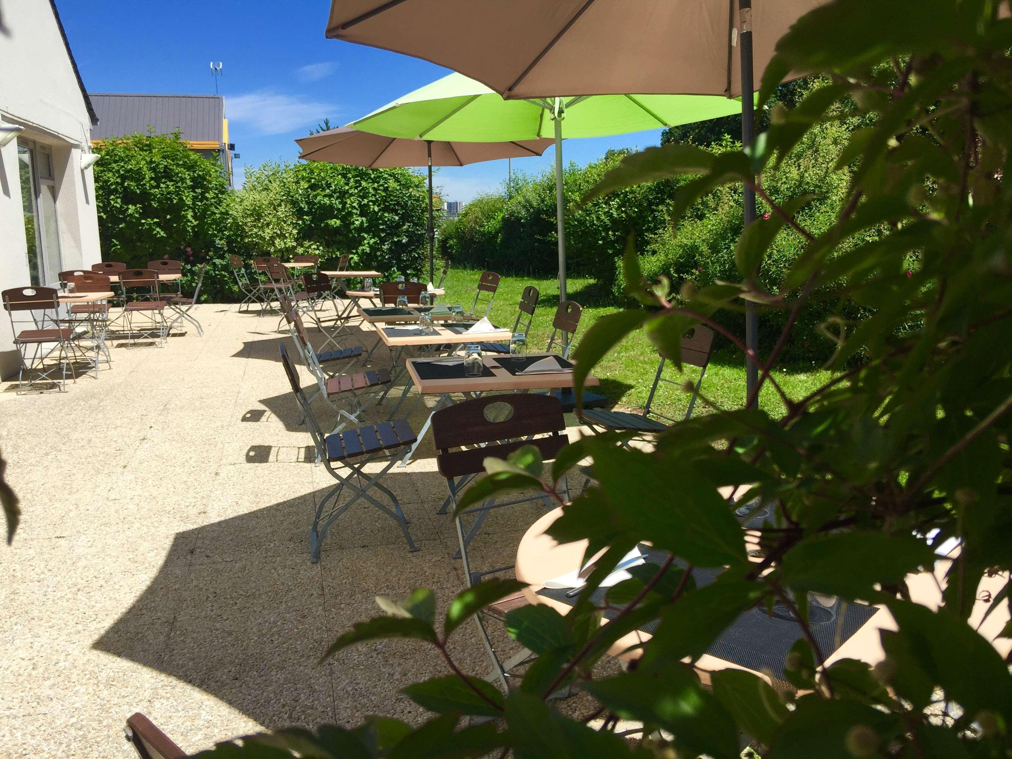 Campanile Angers Ouest - Beaucouze Hotel Ngoại thất bức ảnh