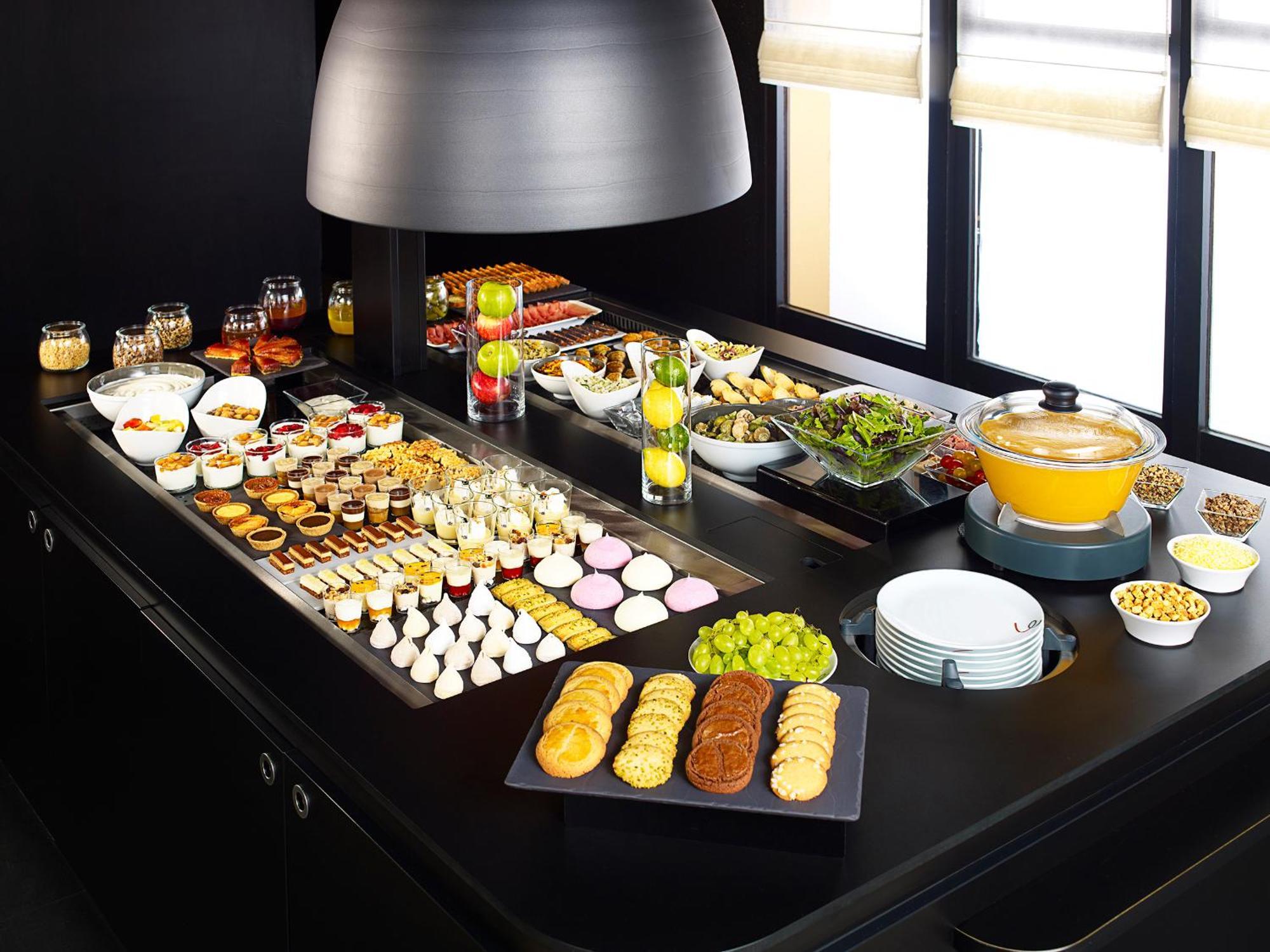 Campanile Angers Ouest - Beaucouze Hotel Ngoại thất bức ảnh