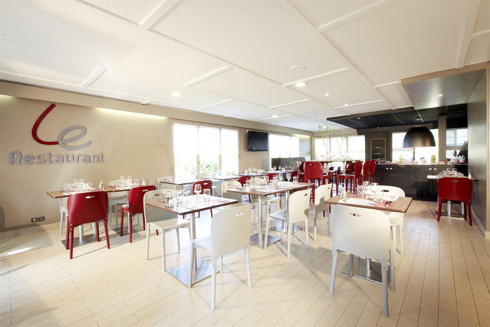Campanile Angers Ouest - Beaucouze Hotel Nhà hàng bức ảnh